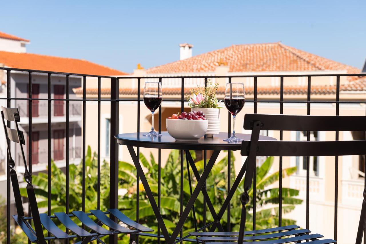 Epoch House & The Orange Shop - Adults Only Hotel นาฟปลิโอ ภายนอก รูปภาพ